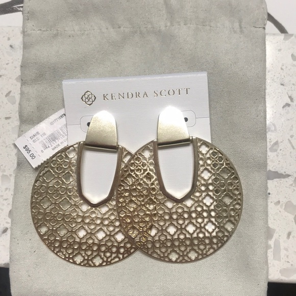 Kendra Scott Jewelry - NWT Kendra Scott Diane earrings